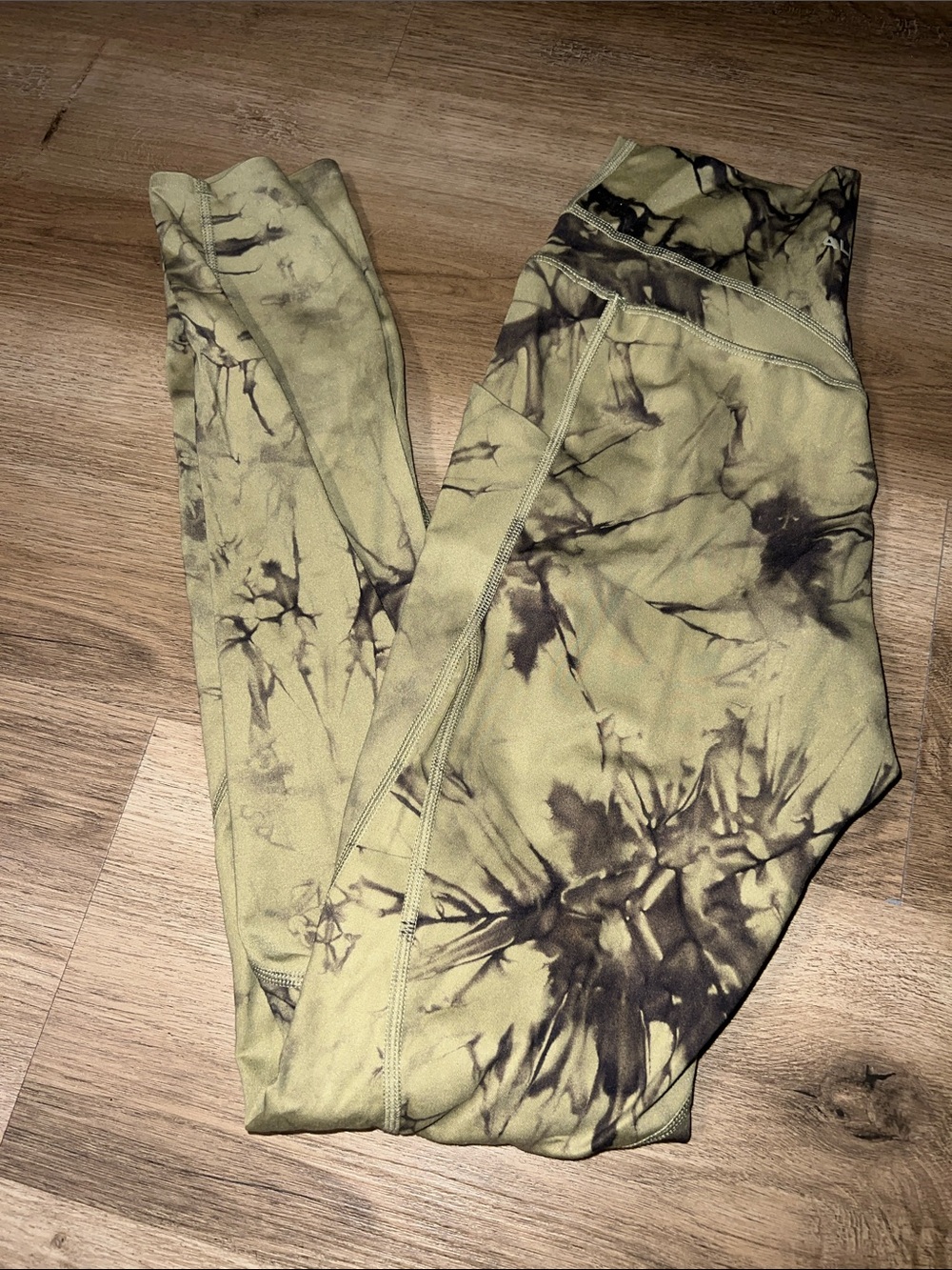 Alphalete Cactus Green Alphalux 27” Force Legging